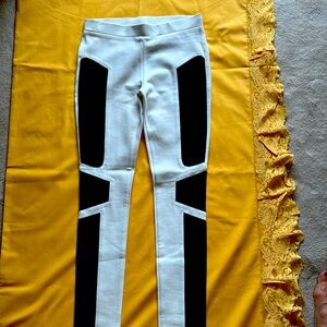 Quality leggings by Azi